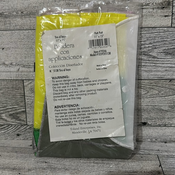 Putt putt golf appliqué garden flag 11”x15” new - Picture 2 of 3